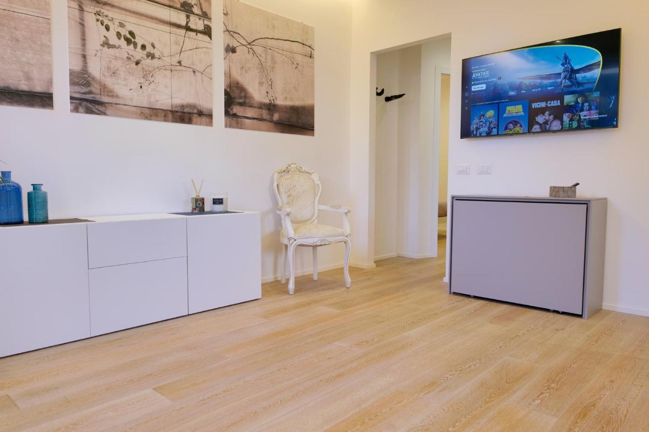 Como Lake Crispi 7 Apartment Dış mekan fotoğraf