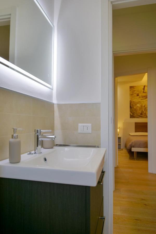 Como Lake Crispi 7 Apartment Dış mekan fotoğraf