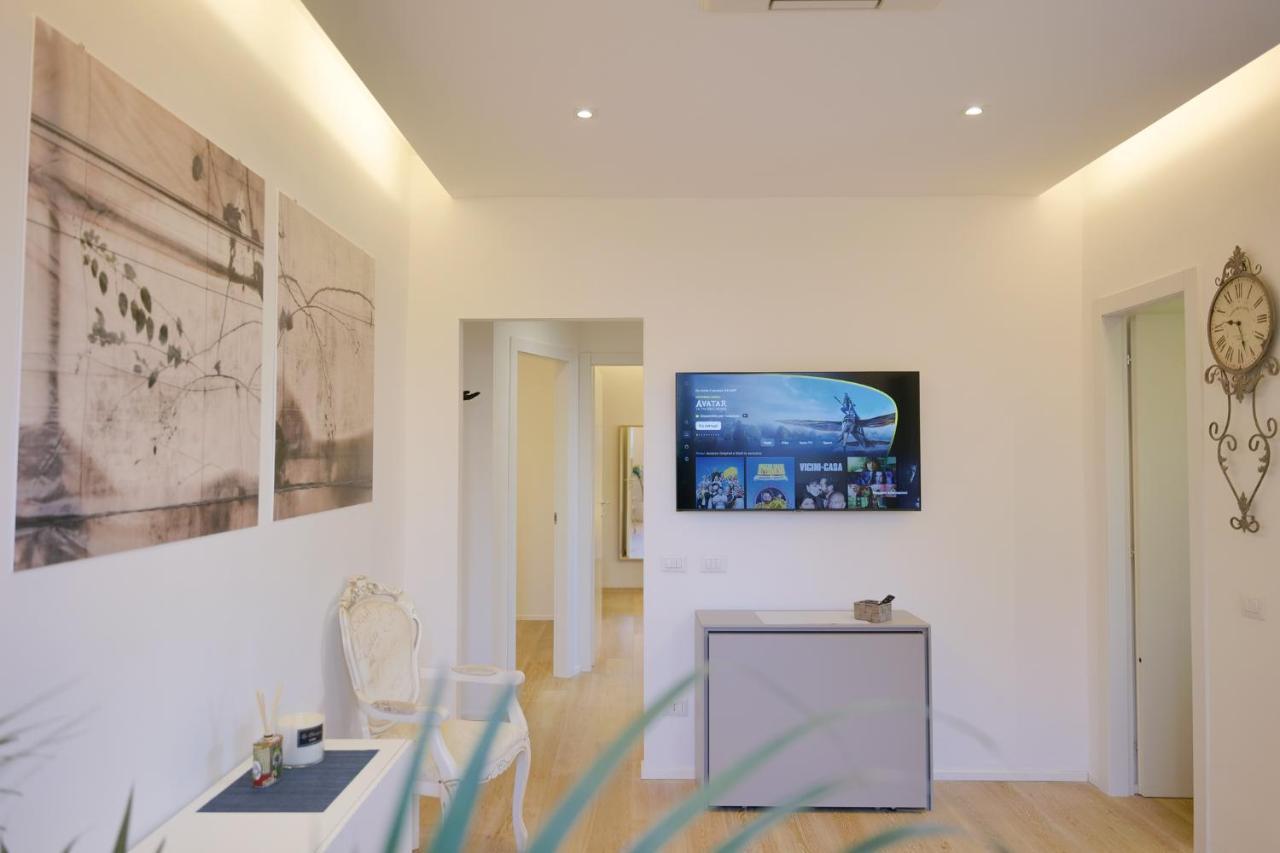 Como Lake Crispi 7 Apartment Dış mekan fotoğraf